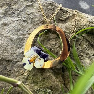 Colgante "Pensando en ti... pensando en mí" Edición Violeta