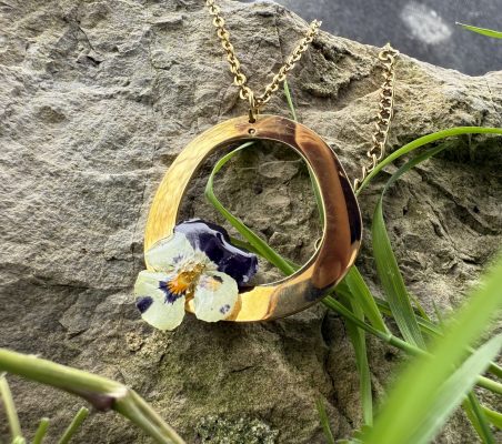 Colgante "Pensando en ti... pensando en mí" Edición Violeta